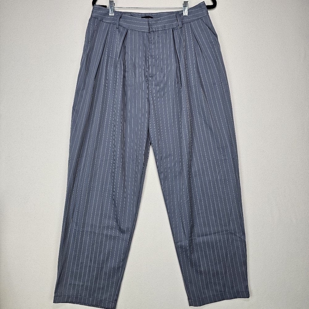 PRETTYLITTLETHING Pinstripe Woven High Waisted Cigarette Trousers Size 10